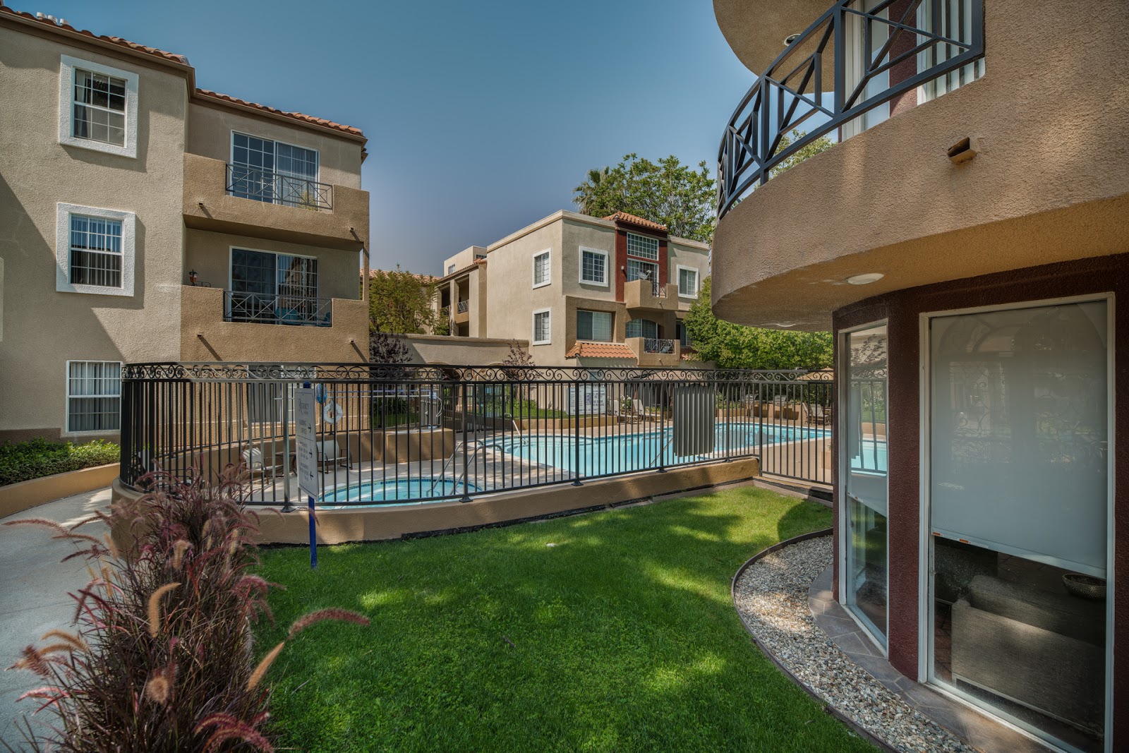 Regency at Encino