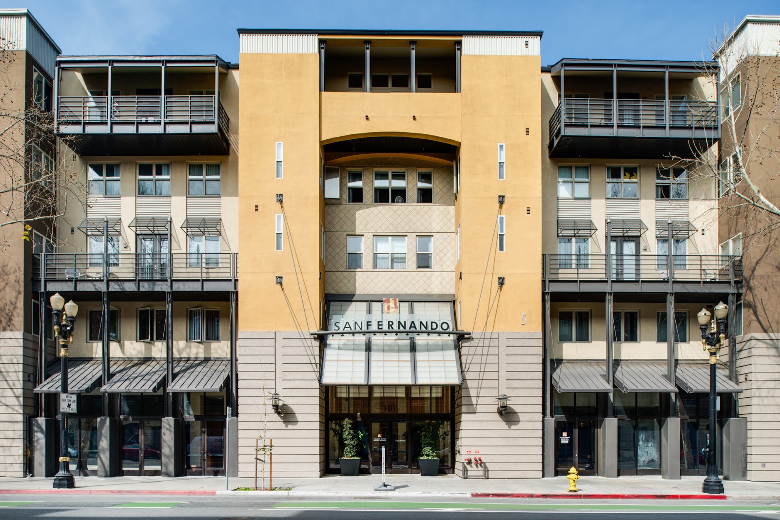 101 San Fernando